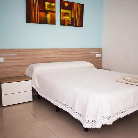 Apartacona-playa Апартаменты Валенсия