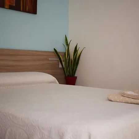 Apartacona-playa Valencia